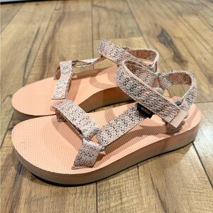 Teva Women's Peach Platform Universal Sandals